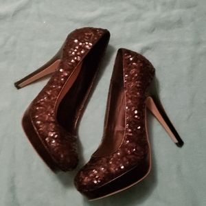 Sequin heel